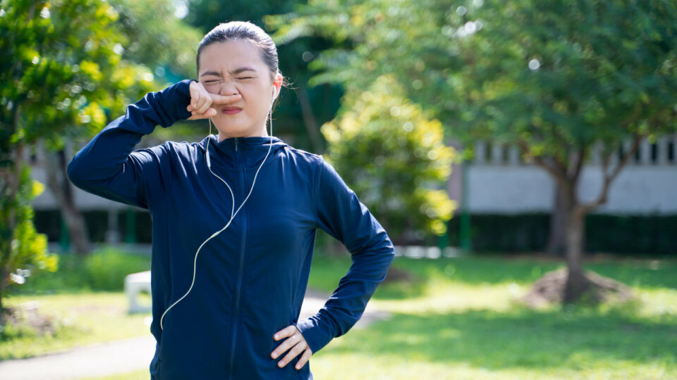 Runny Nose and Sneezing While Running: Causes and Remedies Runny Nose and Sneezing While Running: Causes and Remedies