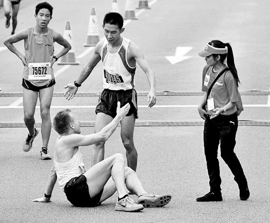 Running With Class: 11 Etiquette for Runners 